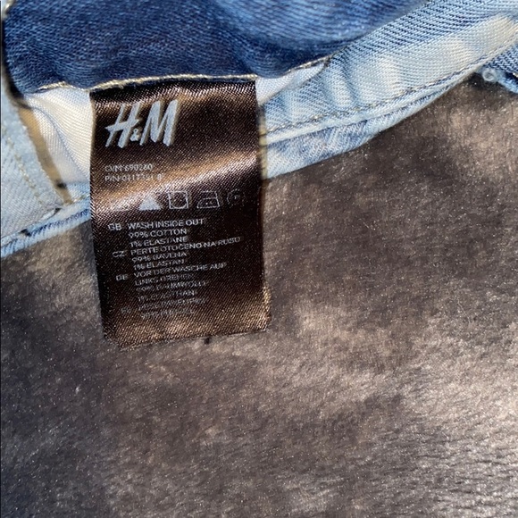 H&M jeans - Picture 3 of 3